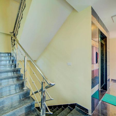 Super Hotel O White Ridge Sururnagar Exterior photo
